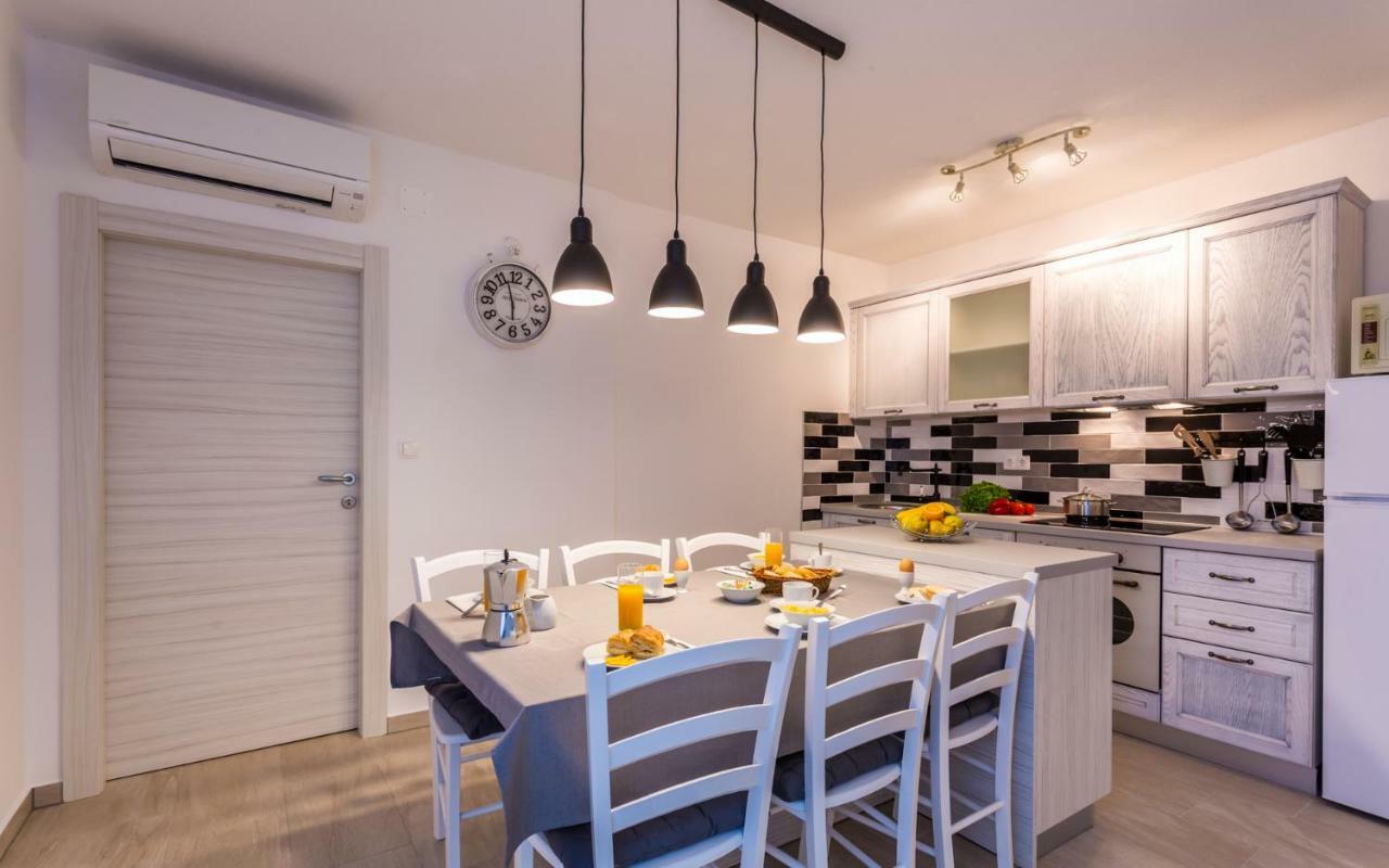 Villa Mulberry Milohnici Luaran gambar